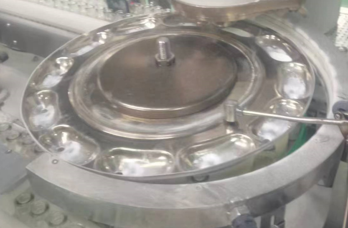 Trường hợp loại bỏ tĩnh điện trong thuốc bột đóng hộp