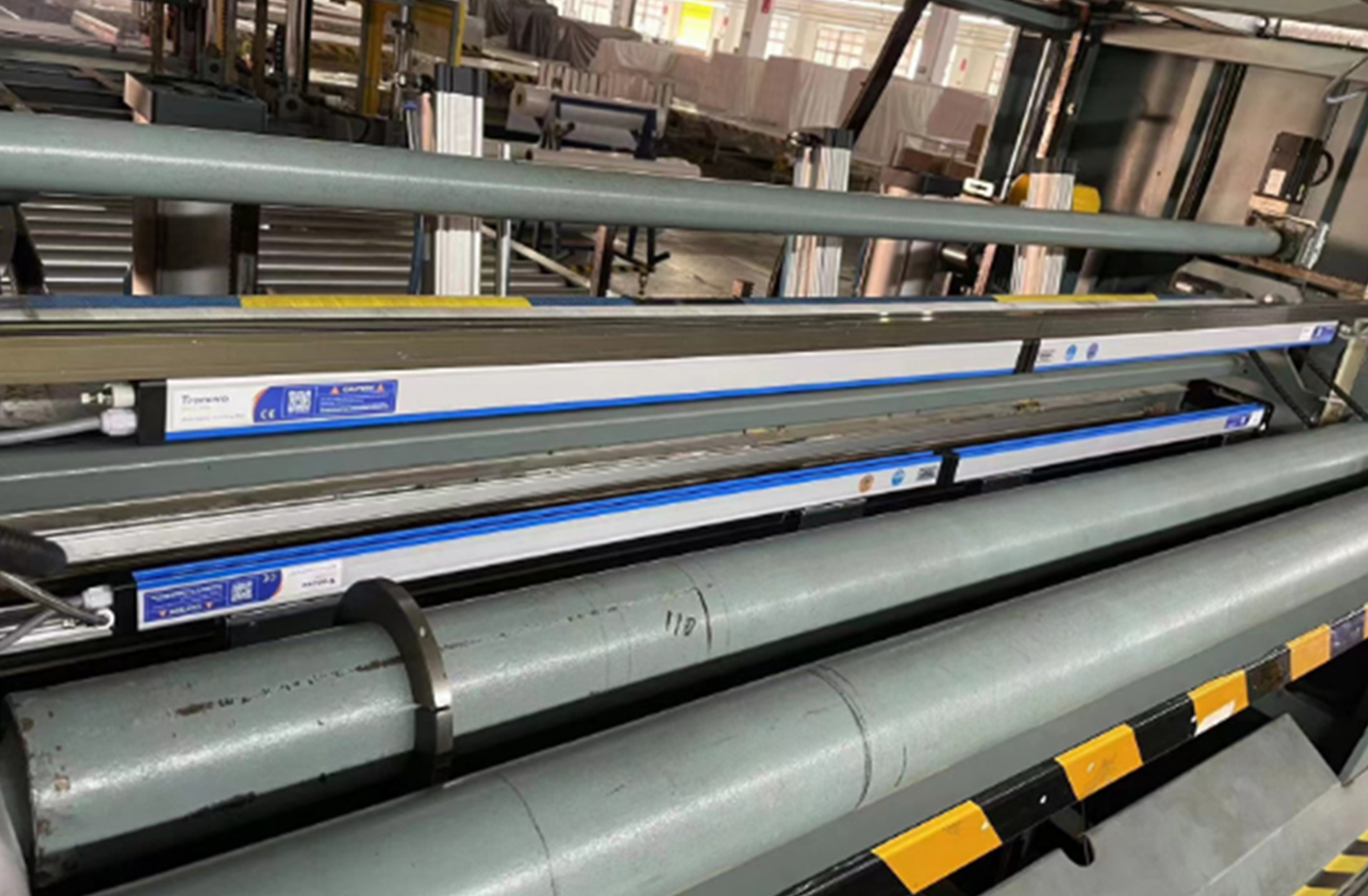 Trường hợp lắp đặt máy loại bỏ tĩnh vải